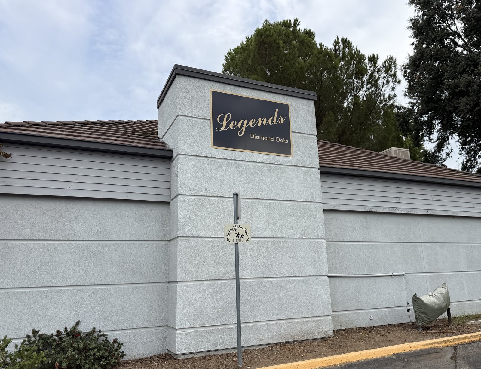The Legends sign on the clubhouse wall at Diamond Oaks